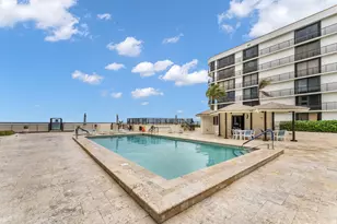 3610 S Ocean Blvd, South Palm Beach, FL 33480 - Photo 22