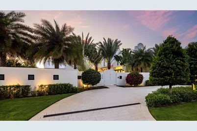 734 S Ocean Boulevard, Delray Beach, FL 33483 - Photo 2