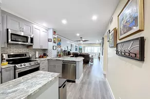 460 Paradise Isle Blvd, Hallandale Beach, FL 33009 - Photo 22