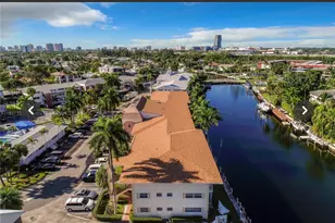 460 Paradise Isle Blvd, Hallandale Beach, FL 33009 - Photo 16