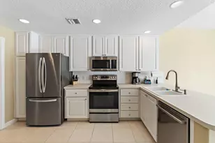 194 Caravelle Dr, Jupiter, FL 33458 - Photo 14