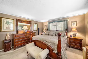 2741 NE 52nd St, Lighthouse Point, FL 33064 - Photo 26