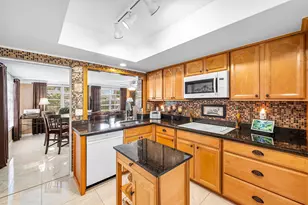 2741 NE 52nd St, Lighthouse Point, FL 33064 - Photo 24