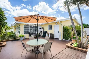 2741 NE 52nd St, Lighthouse Point, FL 33064 - Photo 8