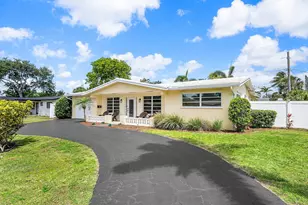 2741 NE 52nd St, Lighthouse Point, FL 33064 - Photo 40