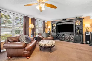 2741 NE 52nd St, Lighthouse Point, FL 33064 - Photo 14