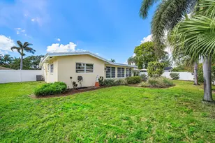2741 NE 52nd St, Lighthouse Point, FL 33064 - Photo 34