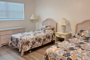 2950 SE Ocean Blvd, Stuart, FL 34996 - Photo 10