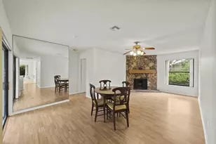 12378 Sawgrass Ct, Wellington, FL 33414 - Photo 22