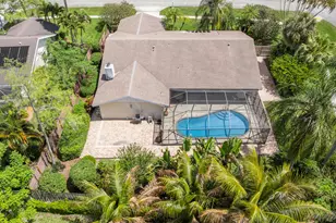 12378 Sawgrass Ct, Wellington, FL 33414 - Photo 2