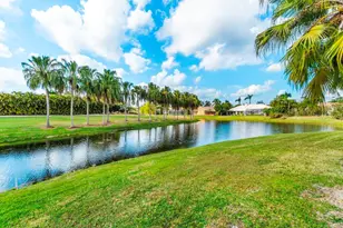15621 Latina Pl, Wellington, FL 33414 - Photo 6