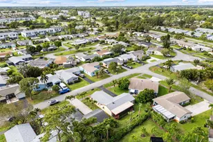 7281 N Pine Park Dr N, Lake Worth, FL 33467 - Photo 38