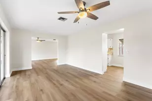7281 N Pine Park Dr N, Lake Worth, FL 33467 - Photo 16