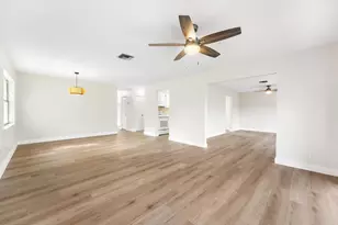 7281 N Pine Park Dr N, Lake Worth, FL 33467 - Photo 12