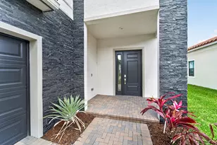 537 SE Fascino Cir, Port Saint Lucie, FL 34984 - Photo 6