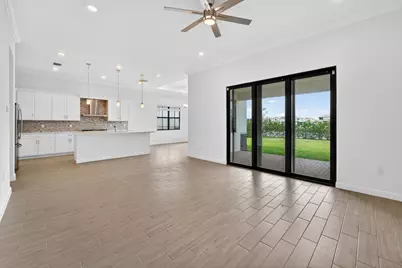 537 SE Fascino Circle, Port Saint Lucie, FL 34984 - Photo 8