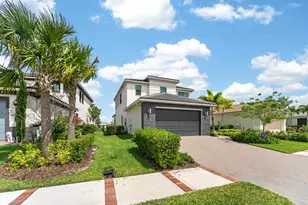 537 SE Fascino Cir, Port Saint Lucie, FL 34984 - Photo 36