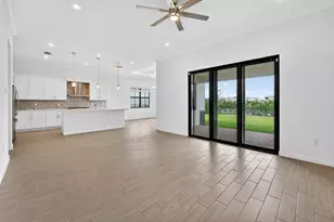 537 SE Fascino Cir, Port Saint Lucie, FL 34984 - Photo 8