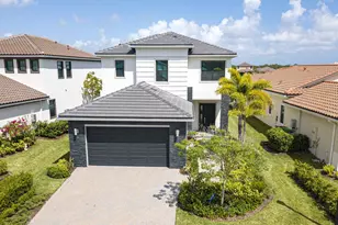 537 SE Fascino Cir, Port Saint Lucie, FL 34984 - Photo 2