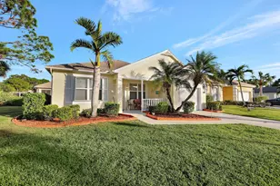 211 NW Zanzibar Pl, Port Saint Lucie, FL 34986 - Photo 2