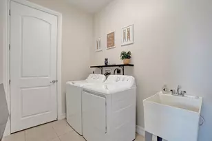 99 Palm Ln, Royal Palm Beach, FL 33411 - Photo 12