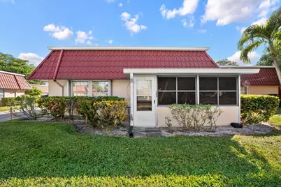 102 Amherst Lane, Greenacres, FL 33467 - Photo 18