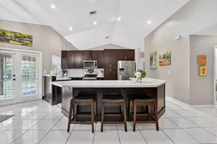 18743 Cape Sable Dr, Boca Raton, FL 33498 - Photo 6