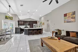 18743 Cape Sable Dr, Boca Raton, FL 33498 - Photo 6