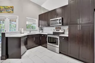 18743 Cape Sable Dr, Boca Raton, FL 33498 - Photo 8