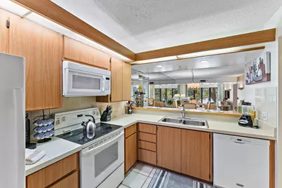 1001 Seafarer Circle #204, Jupiter, FL 33477 - Photo 10