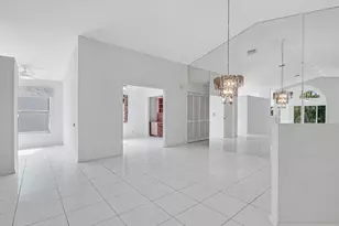 9758 Harbour Lake Cir, Boynton Beach, FL 33437 - Photo 10