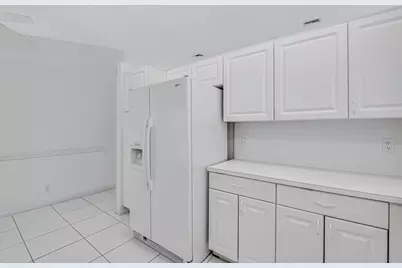 9758 Harbour Lake Circle, Boynton Beach, FL 33437 - Photo 22
