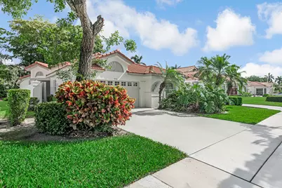 9758 Harbour Lake Circle, Boynton Beach, FL 33437 - Photo 48
