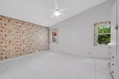 9758 Harbour Lake Circle, Boynton Beach, FL 33437 - Photo 26