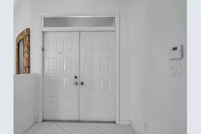9758 Harbour Lake Circle, Boynton Beach, FL 33437 - Photo 4