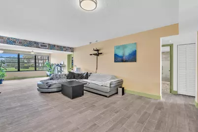 3507 Village Boulevard, West Palm Beach, FL 33409 - Photo 32