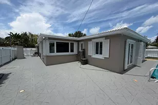 204 S Seacrest Cir, Delray Beach, FL 33444 - Photo 26