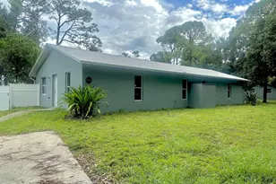 5106 Sanibel Ave, Fort Pierce, FL 34951 - Photo 4
