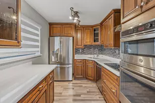 8415 SW 107th Ave, Miami, FL 33173 - Photo 2