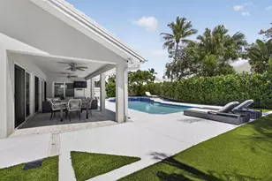 2760 White Wing Ln, West Palm Beach, FL 33409 - Photo 4