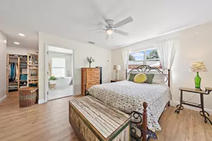 9831 Hyacinth Cir S, Palm Beach Gardens, FL 33410 - Photo 12