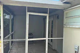 1740 SW 70th Way, North Lauderdale, FL 33068 - Photo 22