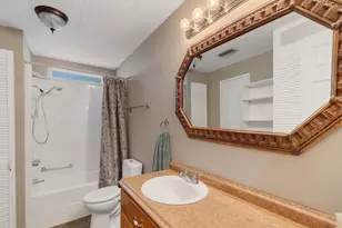 225 NE Forrest Ct, Jensen Beach, FL 34957 - Photo 24