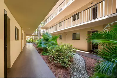 5220 Las Verdes Circle #108, Delray Beach, FL 33484 - Photo 4