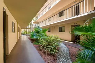 5220 Las Verdes Cir, Delray Beach, FL 33484 - Photo 4