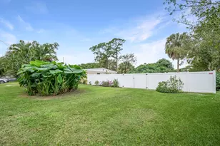 1815 S 30th St, Fort Pierce, FL 34947 - Photo 20