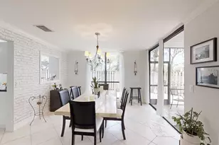 5803 Fox Hollow Dr, Boca Raton, FL 33486 - Photo 6