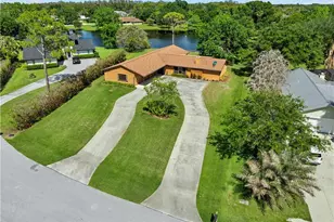 903 SW Willow Ln, Palm City, FL 34990 - Photo 1