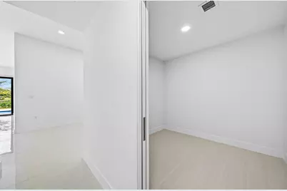 4887 Bocaire Boulevard, Boca Raton, FL 33487 - Photo 24