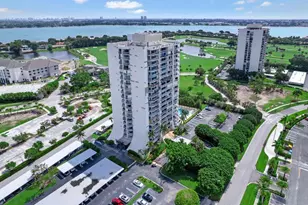 2400 Presidential Way, West Palm Beach, FL 33401 - Photo 36
